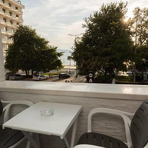 Aglon Twin'S Hotel
